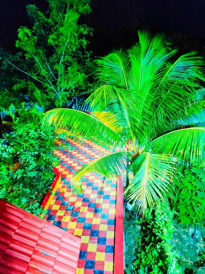 Smith Garden Farm House Auroville Pondicherry Eksteriør billede
